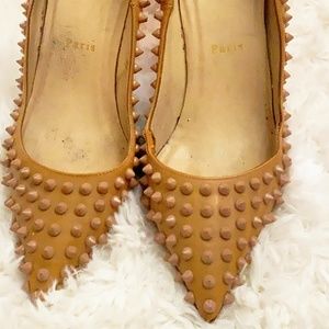 Christian Louboutin - Beige Spiked Patent Heels